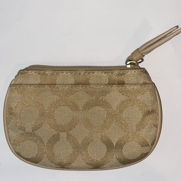 Coach Zippered Card Holder Coin Pouch Wallet with Keychain - Picture 4 of 11